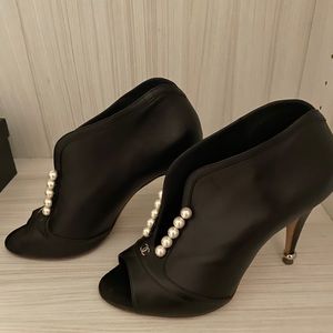 Chanel Black Booties, Size 40 (US 10)